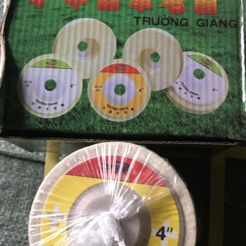 Nỉ trắng đánh bóng kim loại