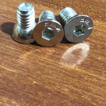 Bu lông lục giác chìm đầu bằng KWF