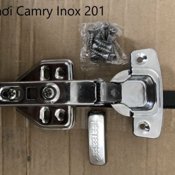 bật hơi camry inox 201
